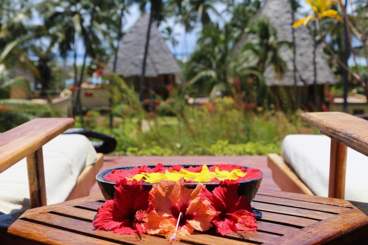 Neptune Pwani Beach Resort & Spa Zanzibar Kiwengwa  Exterior photo